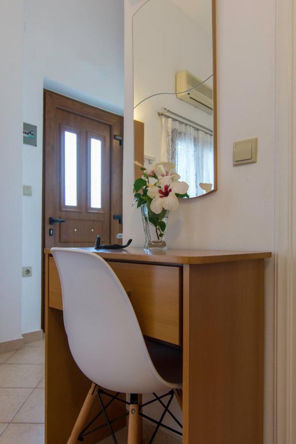 Natsios Apartments Vlachopoulátika Kültér fotó